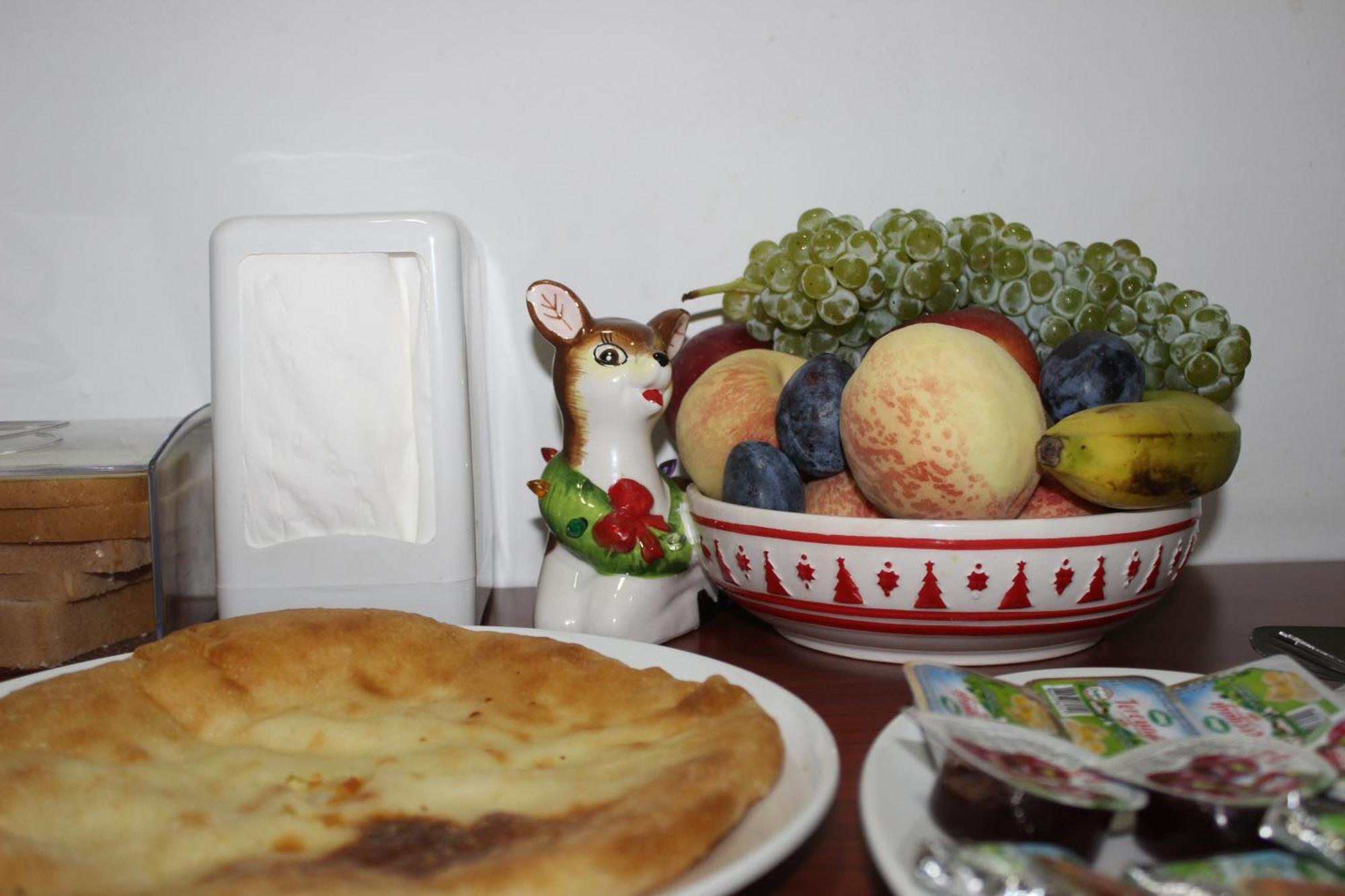 Hostel Near The Square Тбилиси Екстериор снимка