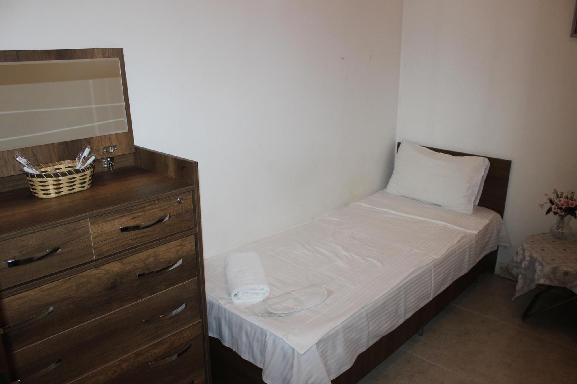 Hostel Near The Square Тбилиси Екстериор снимка