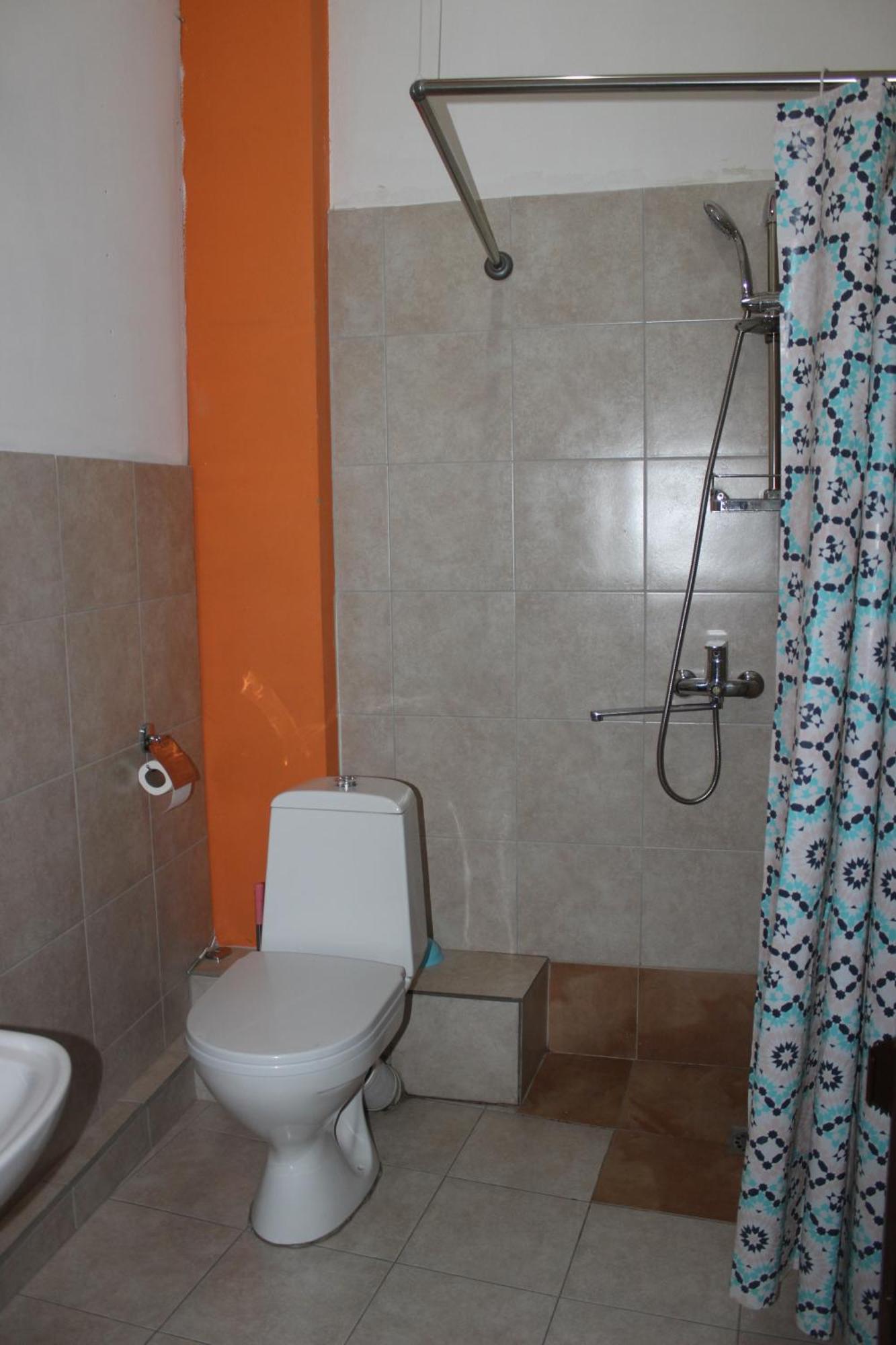 Hostel Near The Square Тбилиси Екстериор снимка