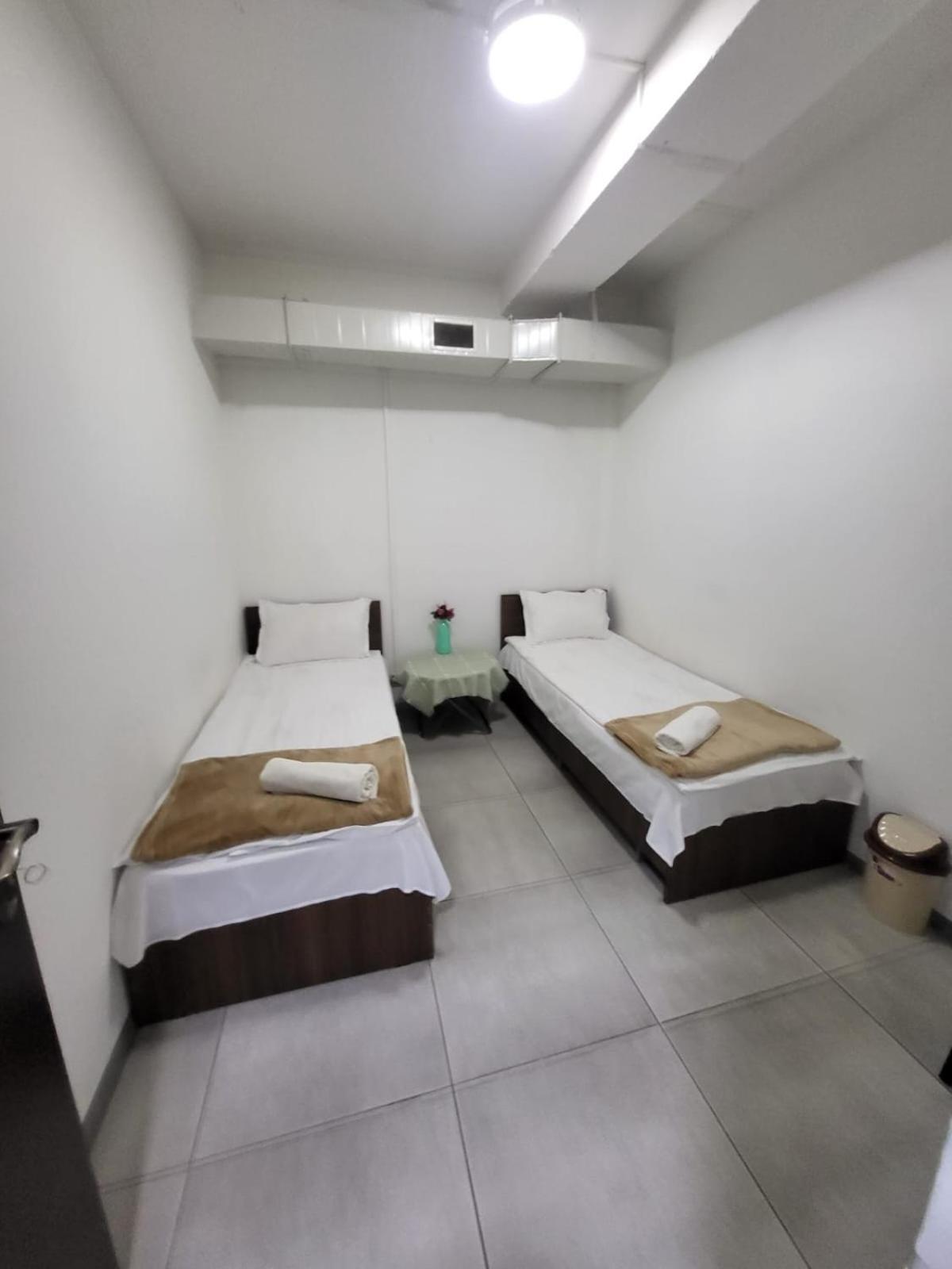 Hostel Near The Square Тбилиси Екстериор снимка