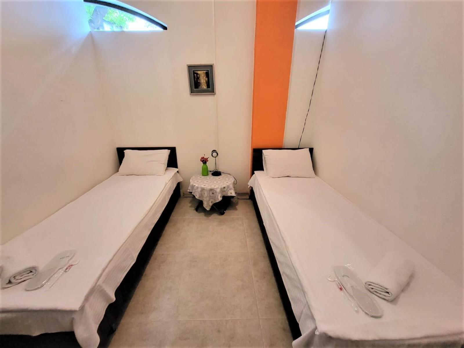 Hostel Near The Square Тбилиси Екстериор снимка
