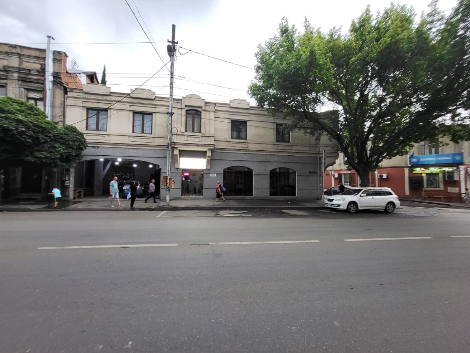 Hostel Near The Square Тбилиси Екстериор снимка