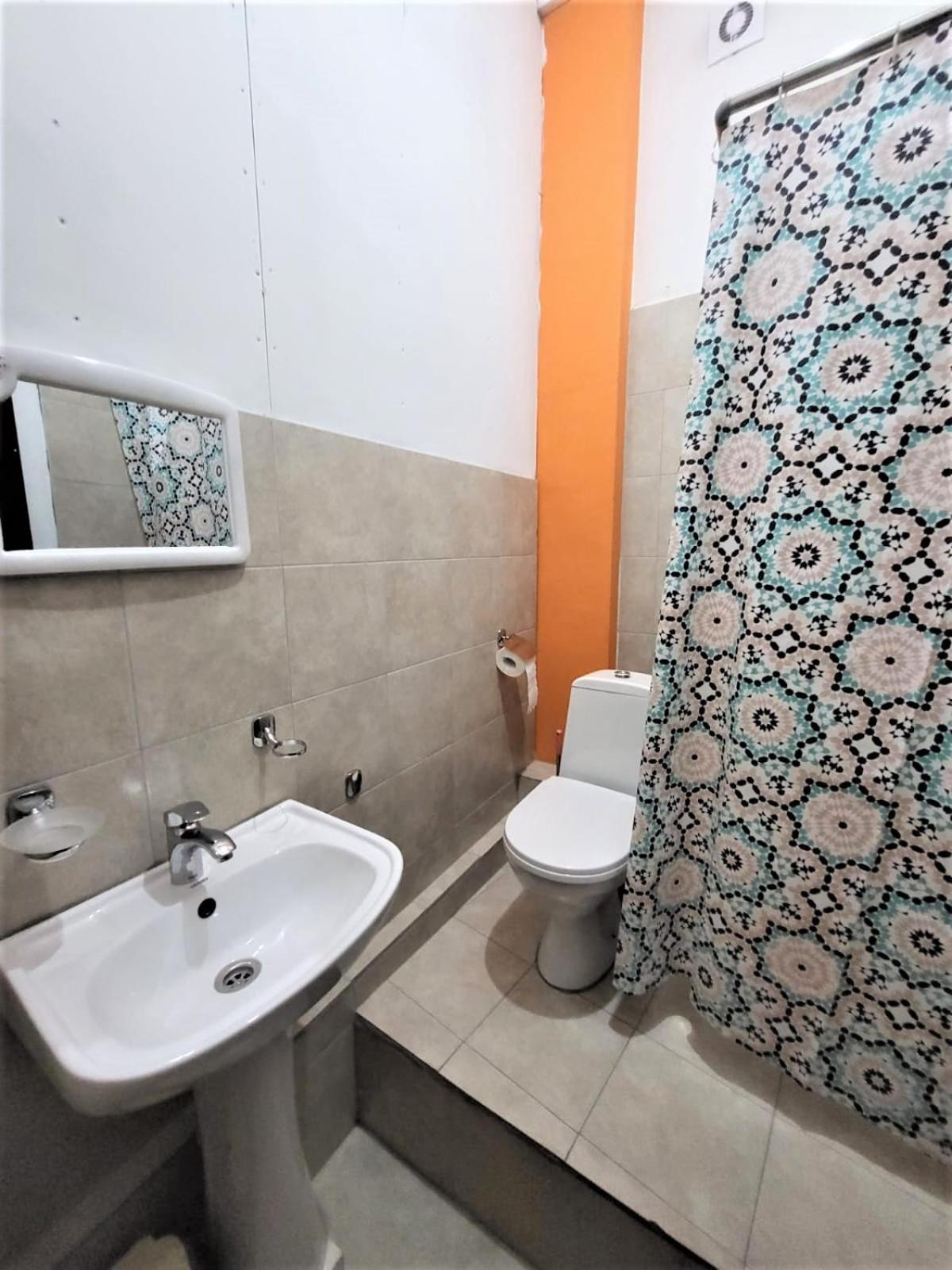Hostel Near The Square Тбилиси Екстериор снимка