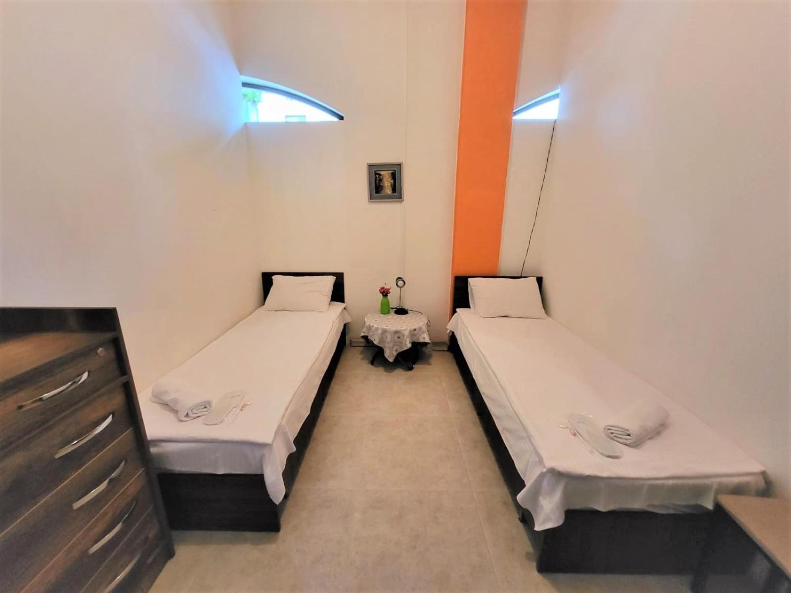 Hostel Near The Square Тбилиси Екстериор снимка