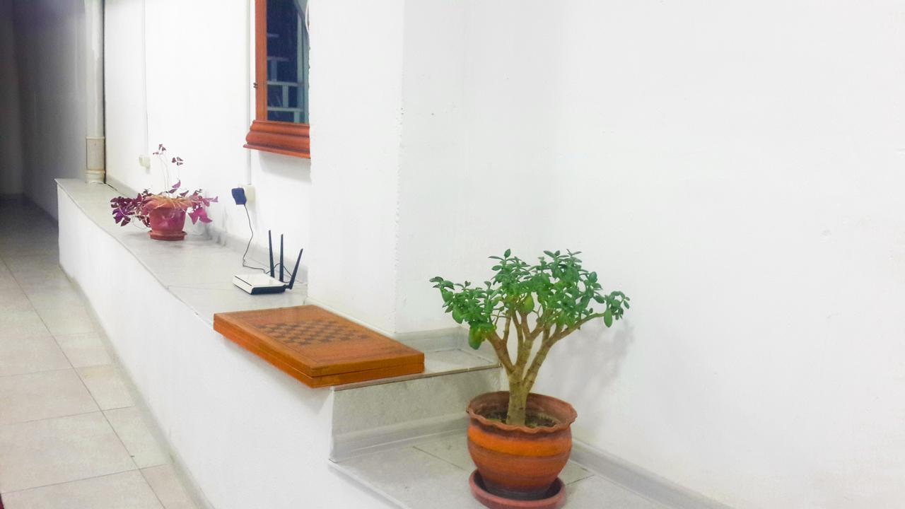 Hostel Near The Square Тбилиси Екстериор снимка